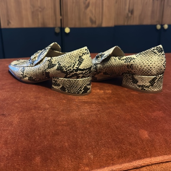 Sam Edelman SnakeSkin Loafer - Picture 6 of 9